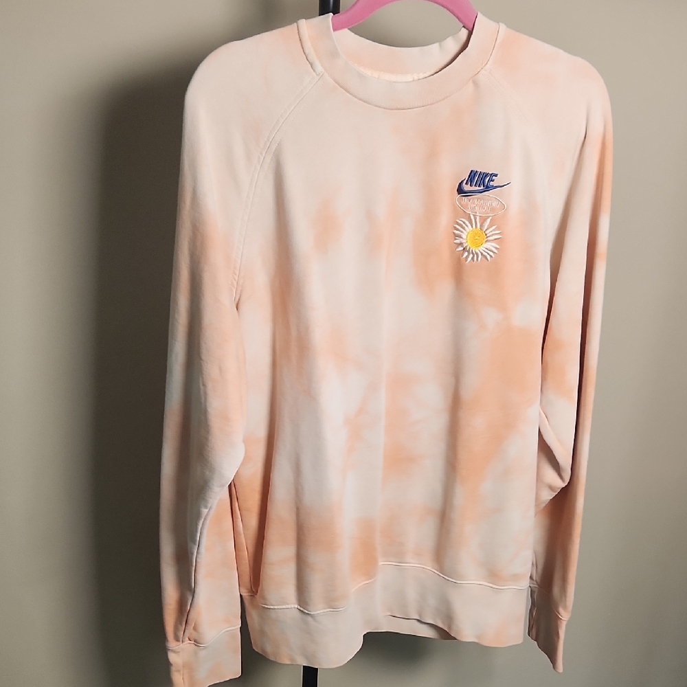 Nike | Love From BEAVERTON | Peach Tie-Dye Sweatshirt with Floral Embroidery